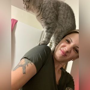 Meet your Posher, Sarah